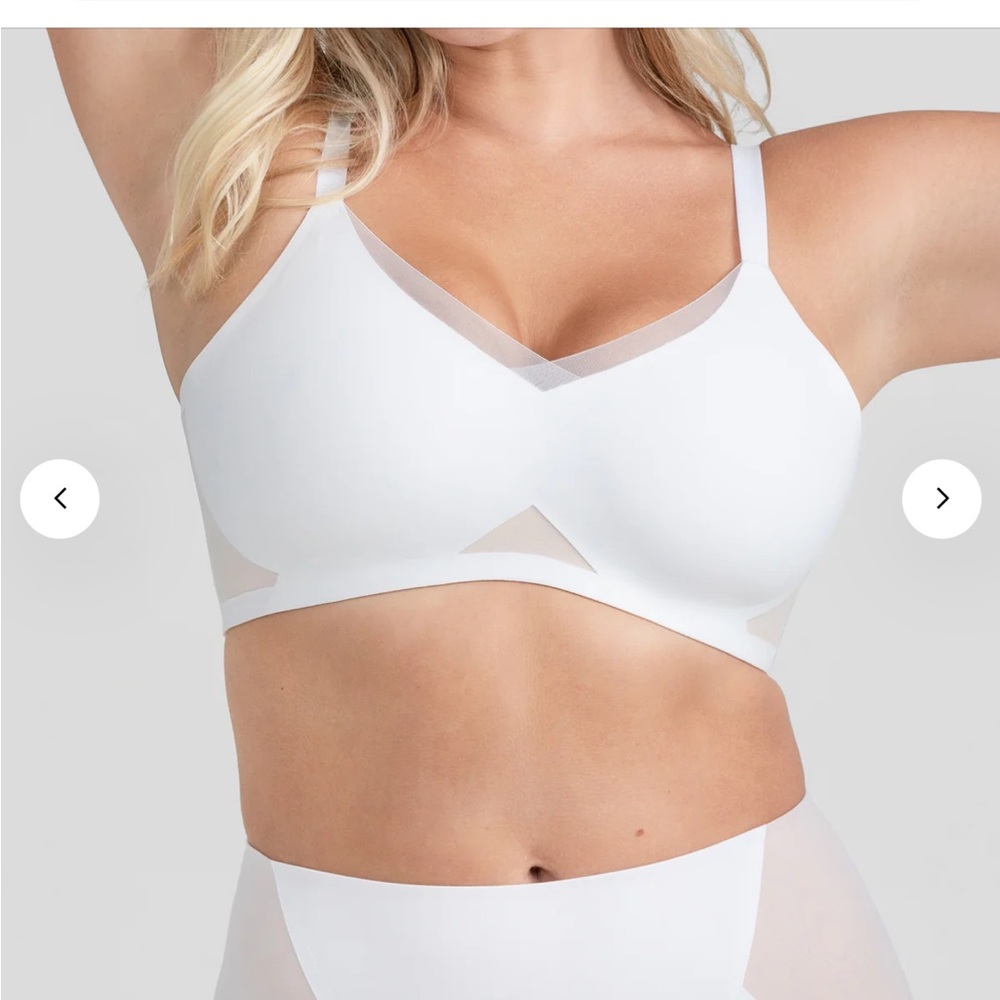NWOT Honeylove Crossover Bra White 2X 42C 42D